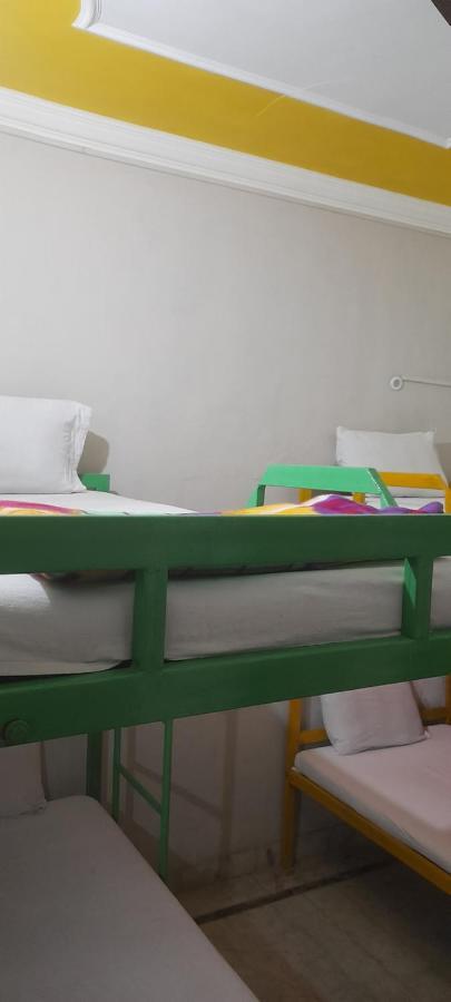G Vibes Guest House Агра Экстерьер фото