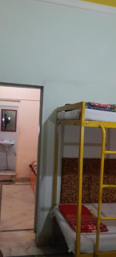 G Vibes Guest House Агра Экстерьер фото