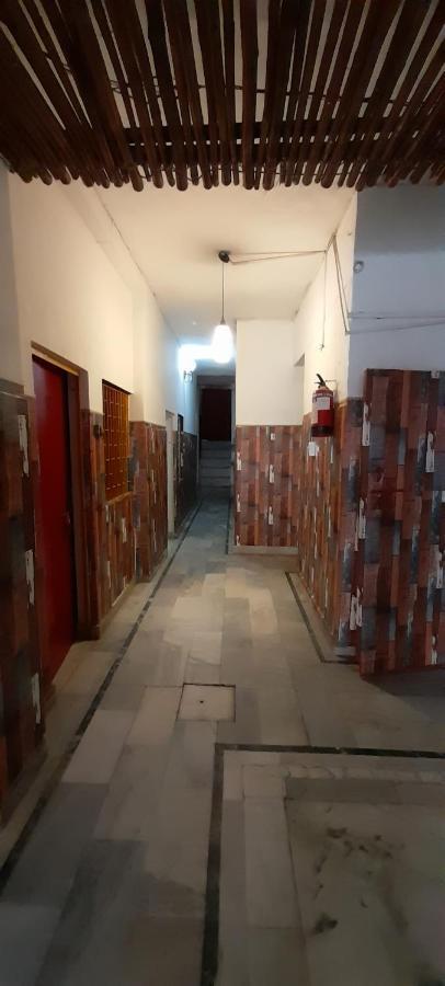 G Vibes Guest House Агра Экстерьер фото