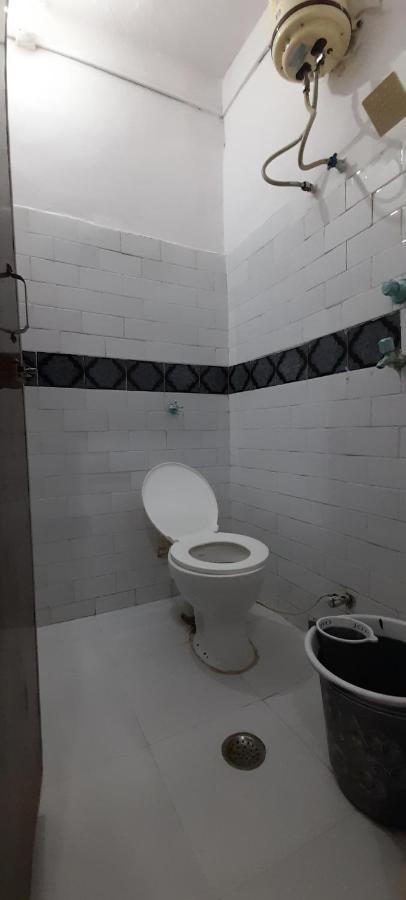 G Vibes Guest House Агра Экстерьер фото